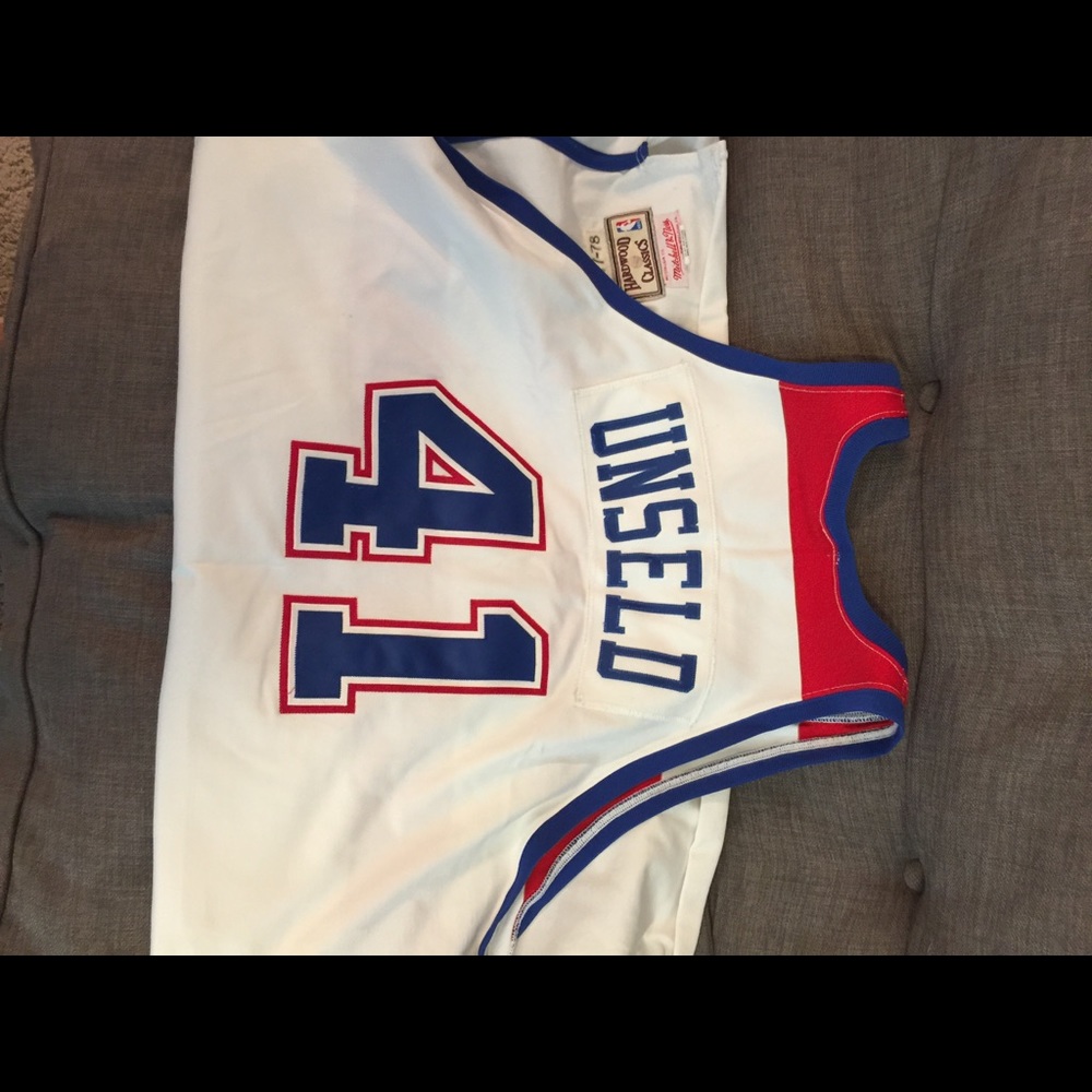 Wes Unseld Hardwood Classic